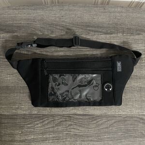 EDX Women’s Black Touch Screen Compatible Adjustable Waist Belt Bag Fanny Pack